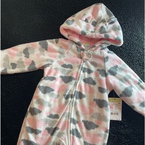 Healthtex Baby faux fur bodysuit in white with pink and gray clouds. 0-3 M